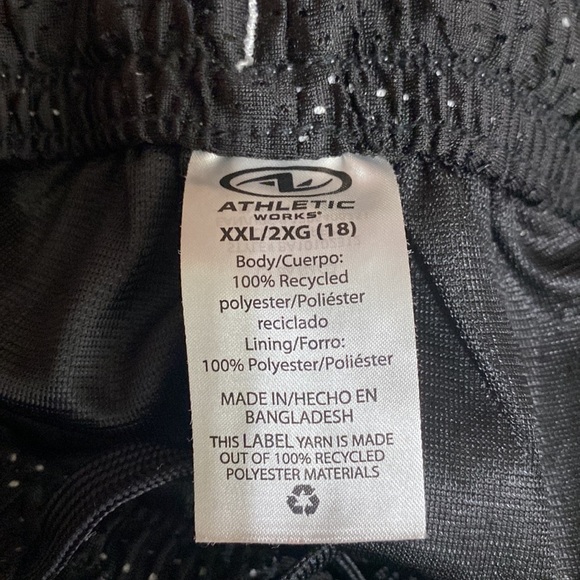 Athletic Works Kids Gray Mesh Athletic Basketball Shorts - Picture 6 of 7